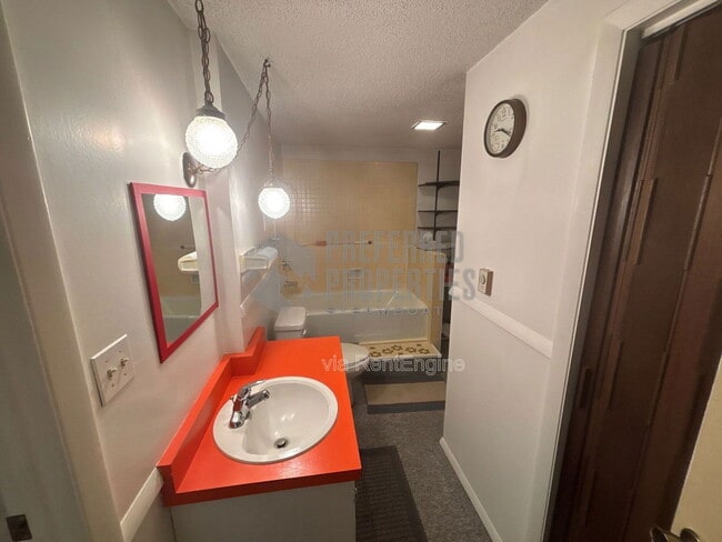 Building Photo - 40569 Steamboat Dr