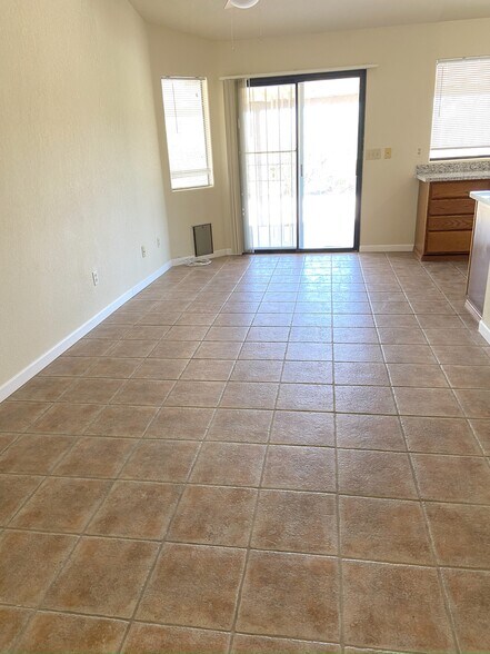 Building Photo - 5785 Hall Ln