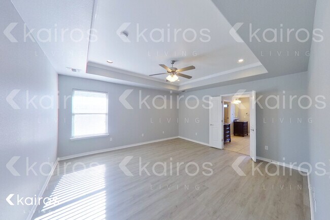 Building Photo - 8110 City View Dr.
