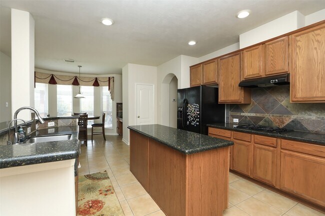 Building Photo - 6523 Trenton Lake Ln