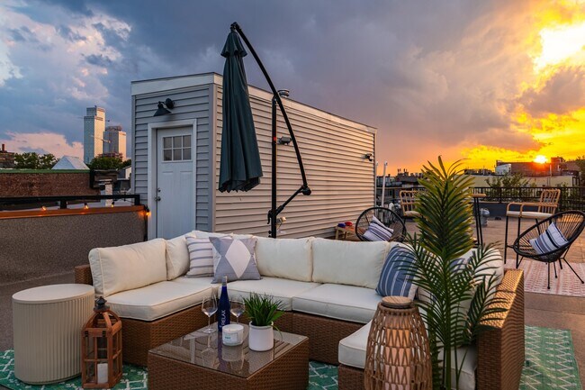 Building Photo - 260 Palisade Ave