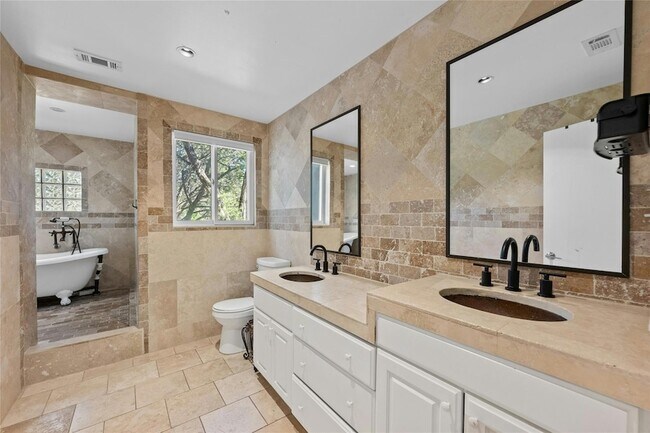 Building Photo - 1603 Twilight Ridge Dr