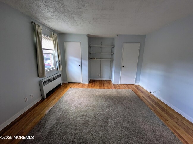 Building Photo - 142 South St