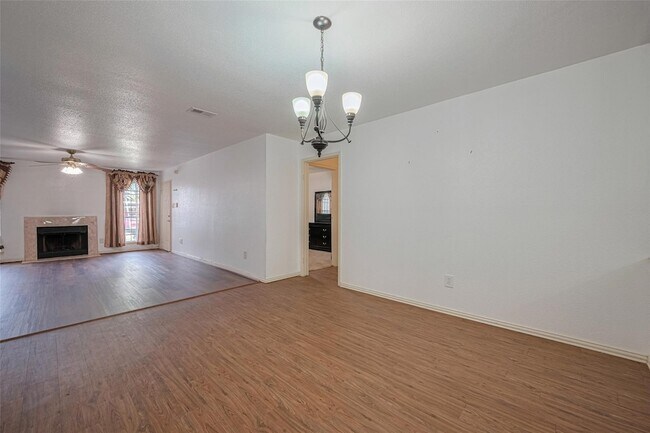 Building Photo - 6500 Sands Point Dr