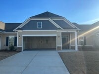 Building Photo - Brand New * One Level