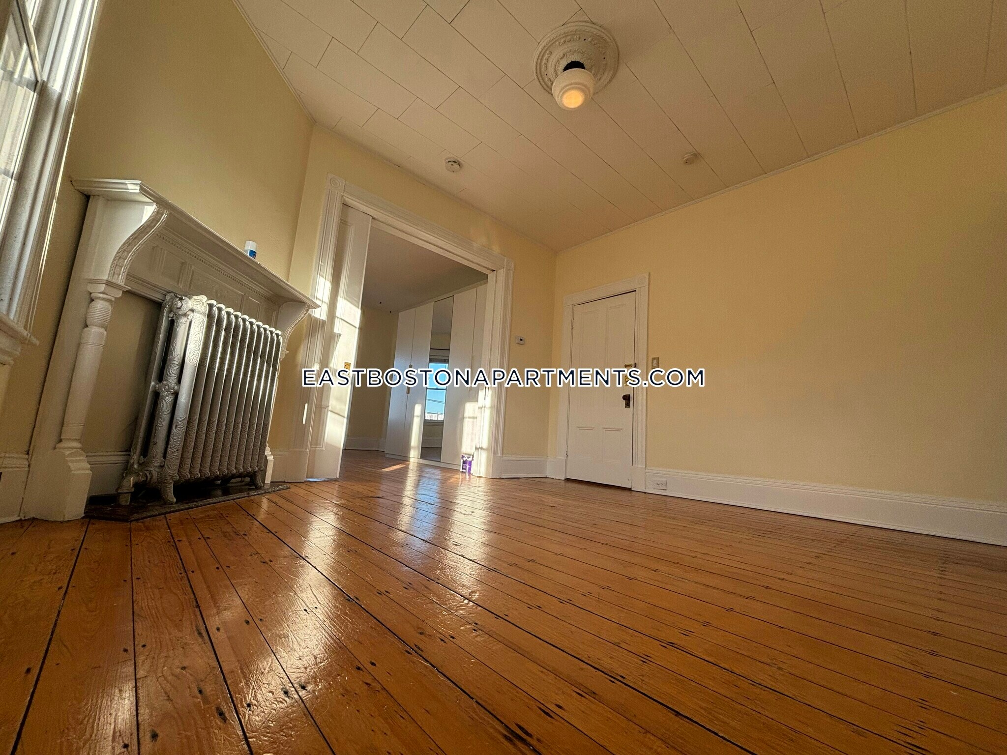 Building Photo - 33 Falcon St