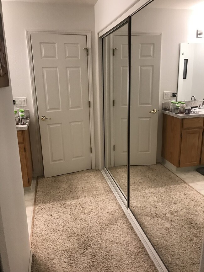 Building Photo - 8419/8421 NE 56th Street