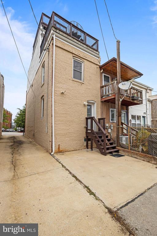 Building Photo - 521 Gittings St