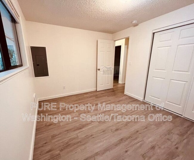 Building Photo - 6313 151st St NW