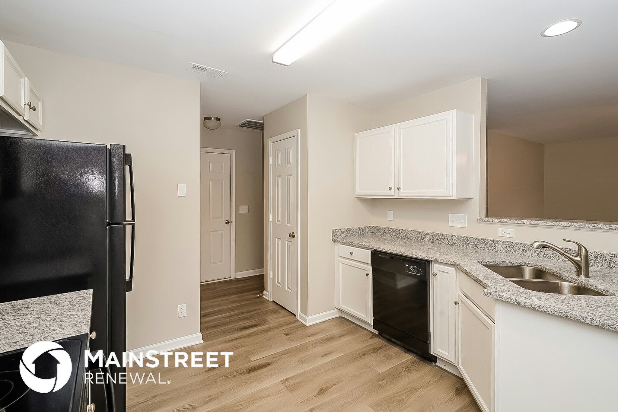 Building Photo - 1240 Maple Ridge Dr