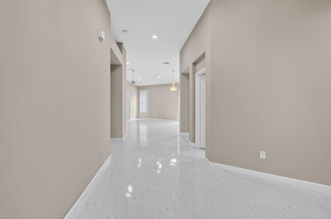 Building Photo - 5183 NW 26th Cir