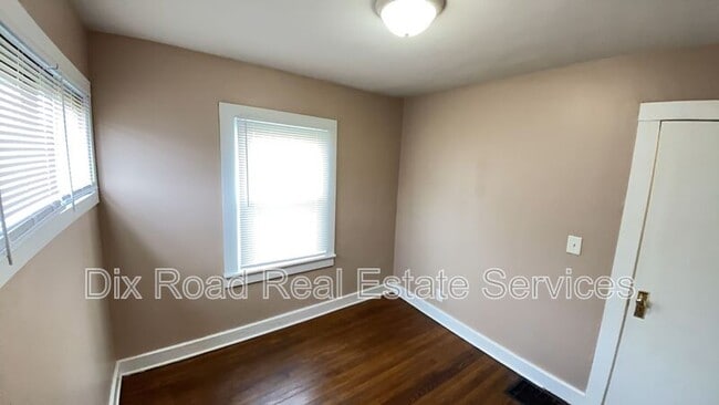 Building Photo - 1891 Stahlheber Rd