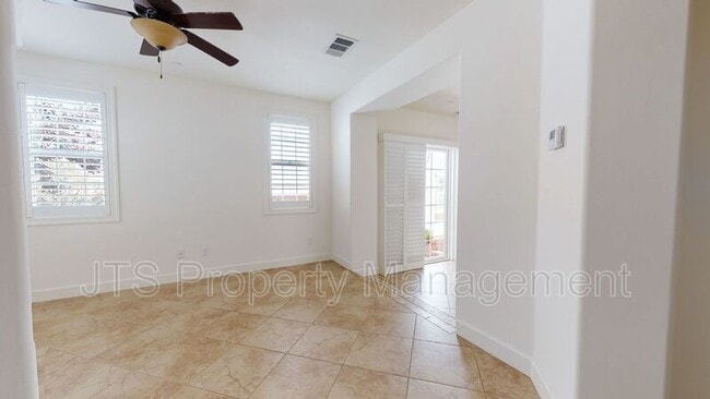 Building Photo - 1349 Piper Pl