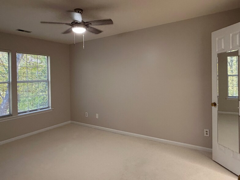 Building Photo - 6140 Gray Gate Ln