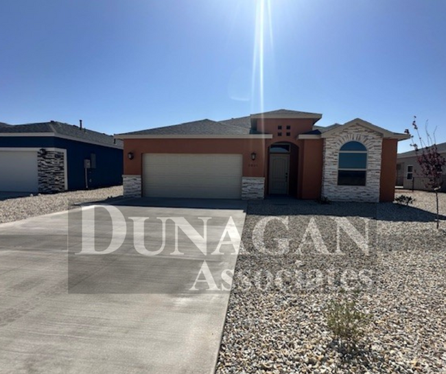 Primary Photo - The Luke floor plan 3 Bedroom 2 bath Water...