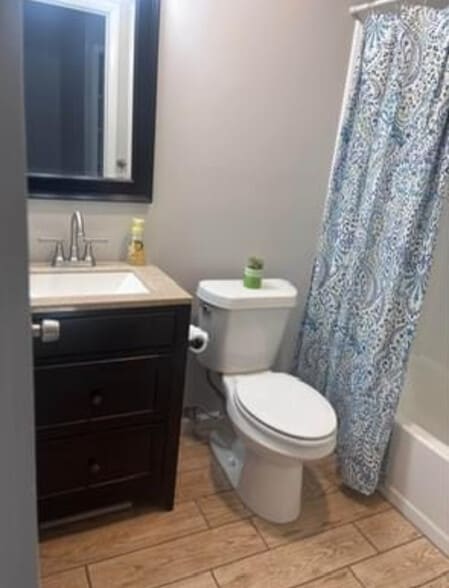 Building Photo - 2635 Thornbrier Ct