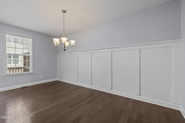 Building Photo - 6052 Kentworth Dr