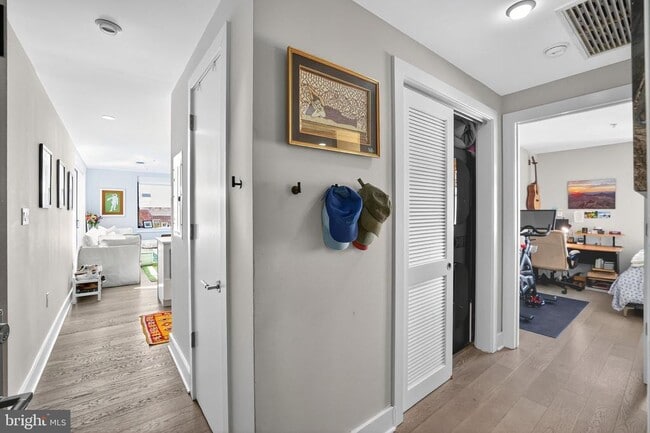 Building Photo - 1634 14th St NW