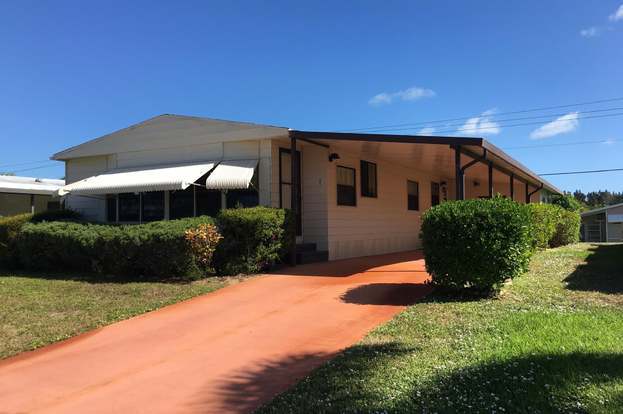 Building Photo - 7777 SE Continental Dr