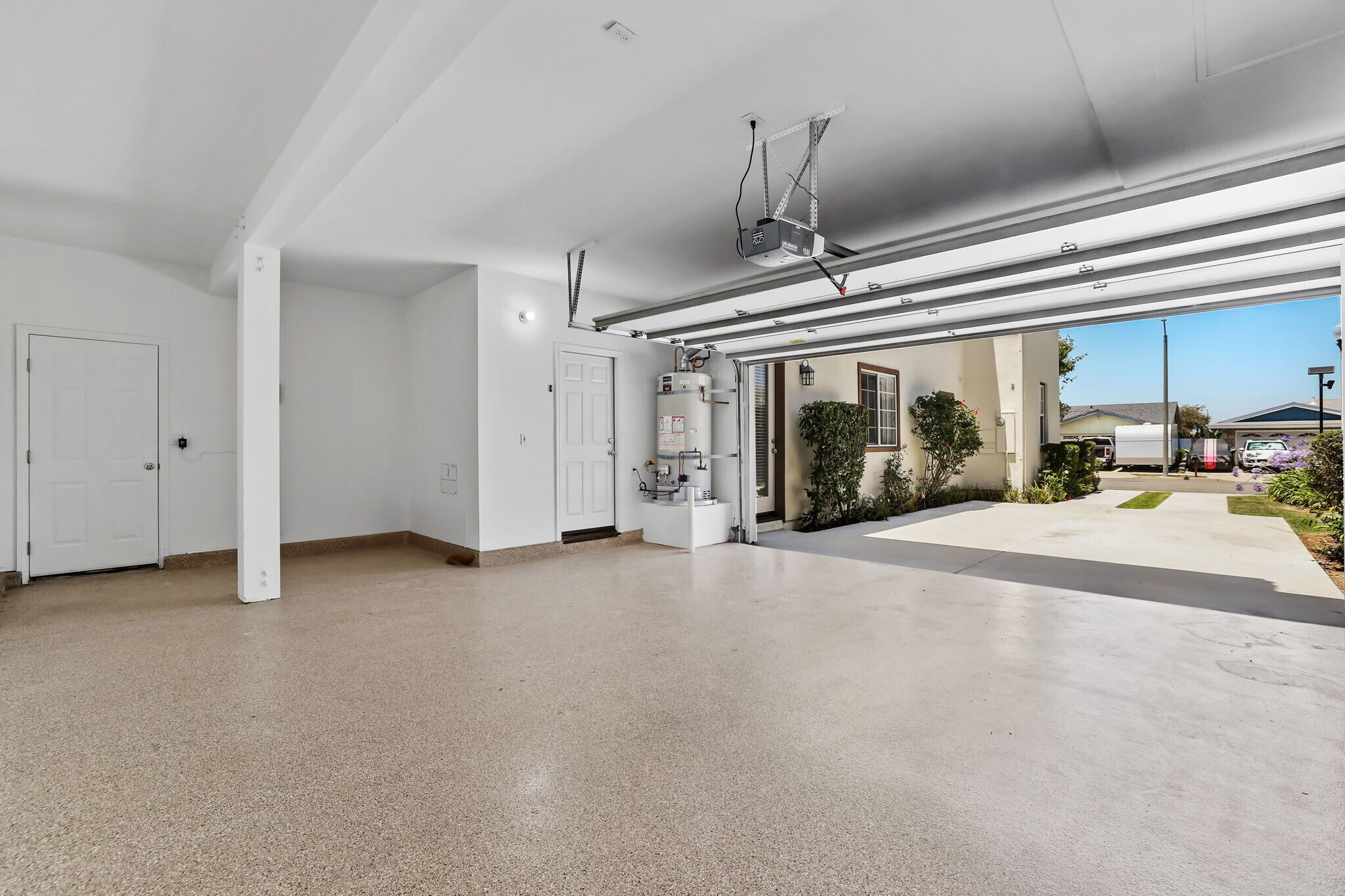 Building Photo - 5142 Pearce Dr