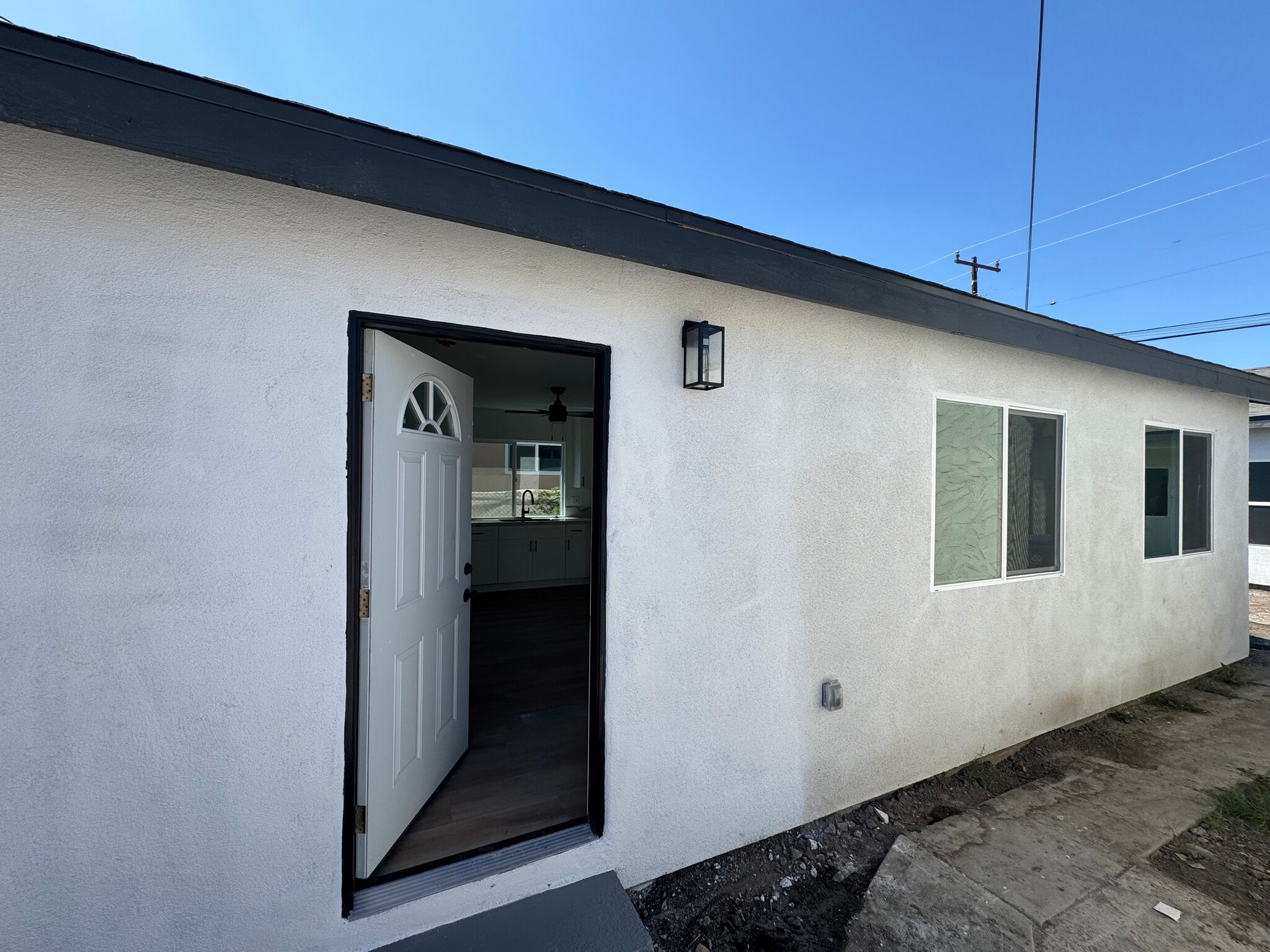 Building Photo - 4107 Shirley Ave