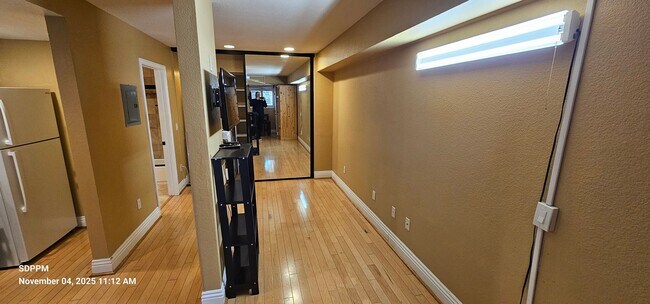 Building Photo - UTC - LA JOLLA - The Venetian - Nice STUDI...