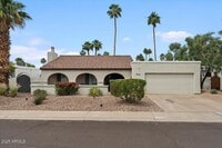 Building Photo - 7634 N Vía De Manana