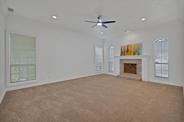 Building Photo - 4219 Oak Springs Dr