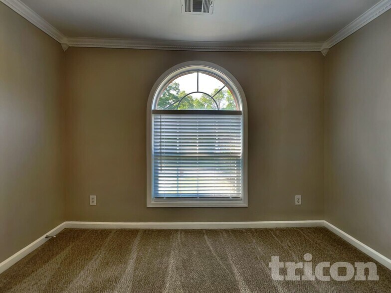 Building Photo - 1219 Falls Creek Ct