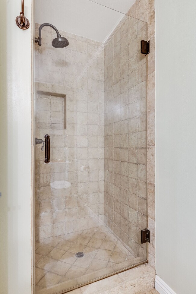 Building Photo - 4443 Saugus Ave