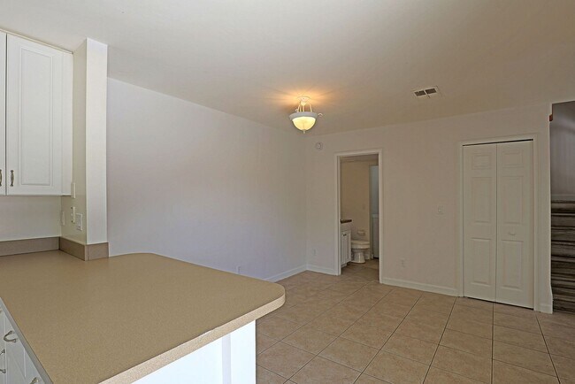 Building Photo - 1538 Park Meadows Dr