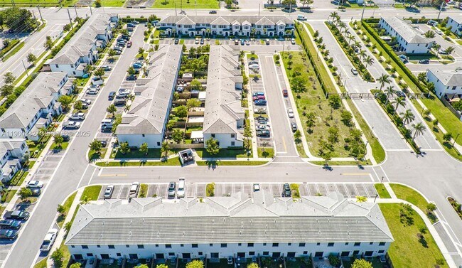 Building Photo - 13237 SW 286th Terrace