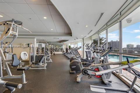 Building Photo - 1800 Sunset Harbour Dr