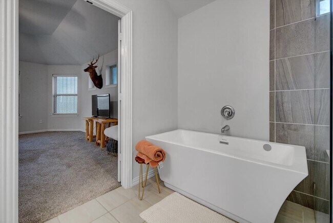 Building Photo - 3334 Tug Wy