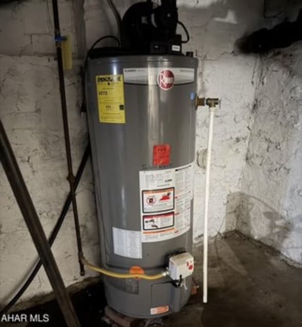 Building Photo - 5360 E Pleasant Valley Blvd