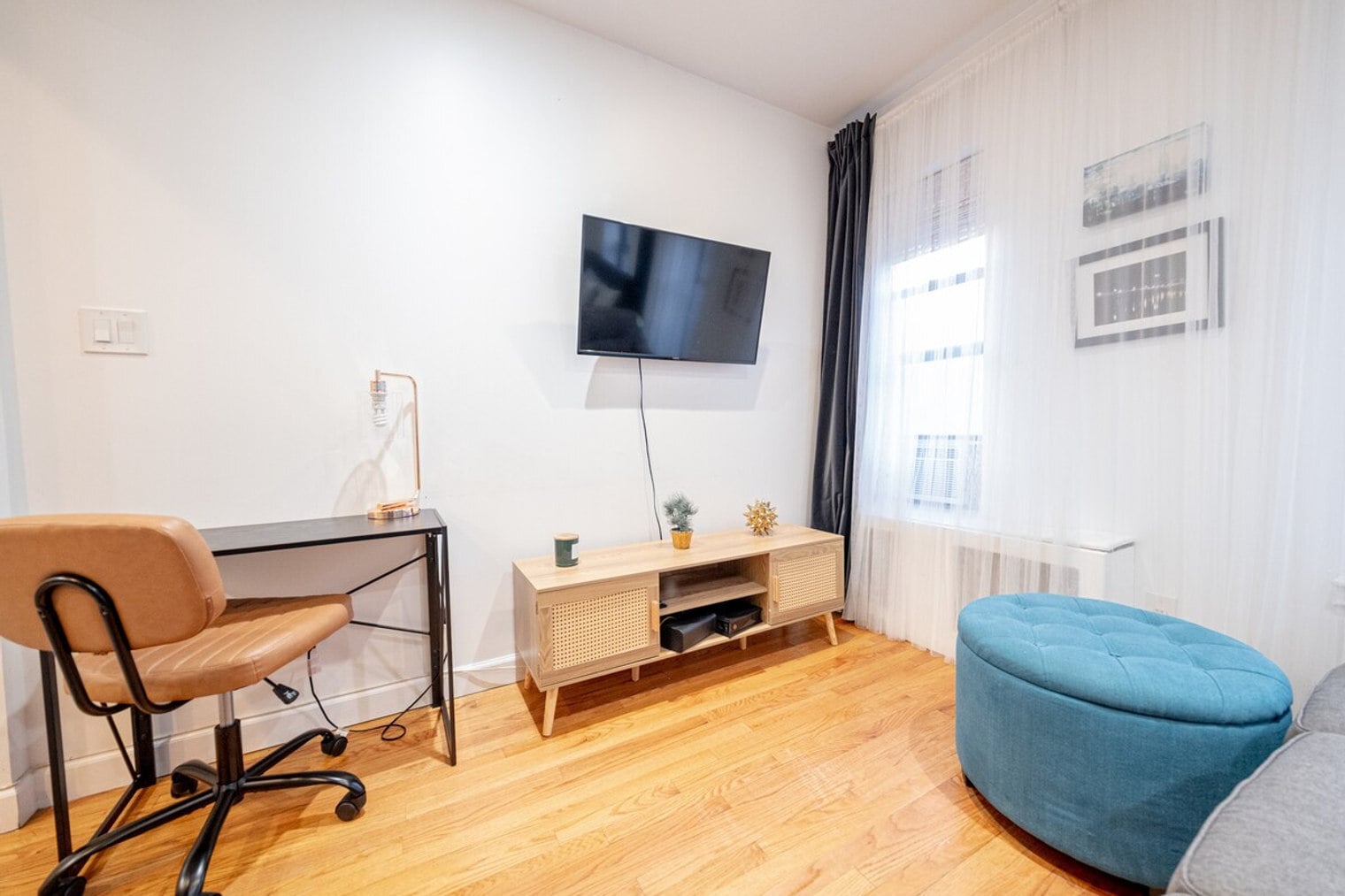 Building Photo - 317 E 75th St