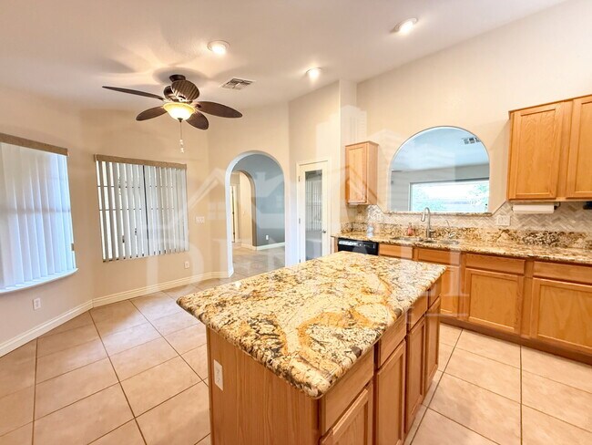 Building Photo - 4148 E Brighton Way