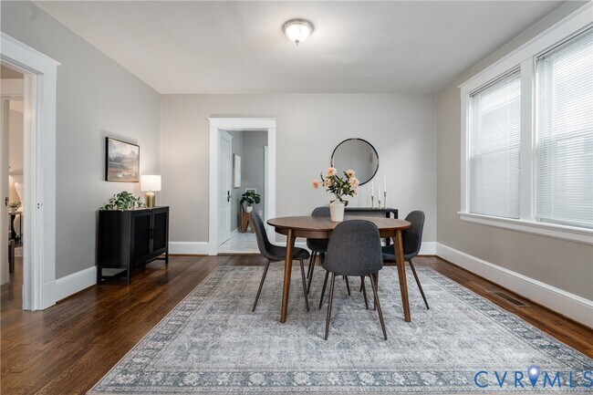 Building Photo - 3108 Stockton St