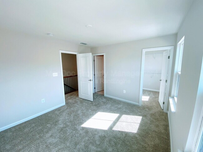 Building Photo - 1226 City View Ln
