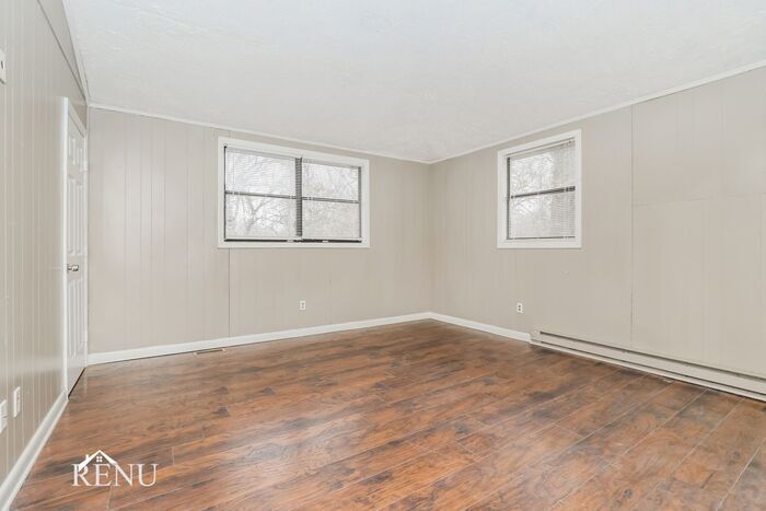 Building Photo - 1025 Petway Ave