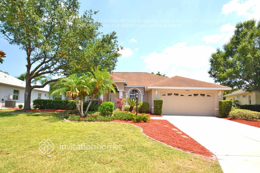 Primary Photo - 11906 Summer Meadow Dr