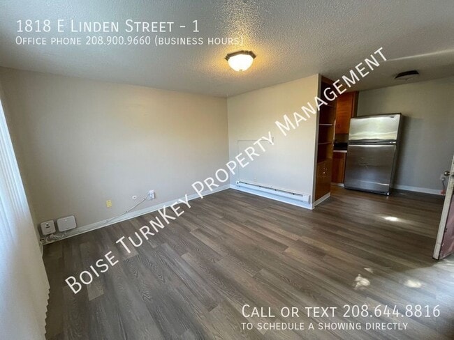 Building Photo - 1818 E Linden St