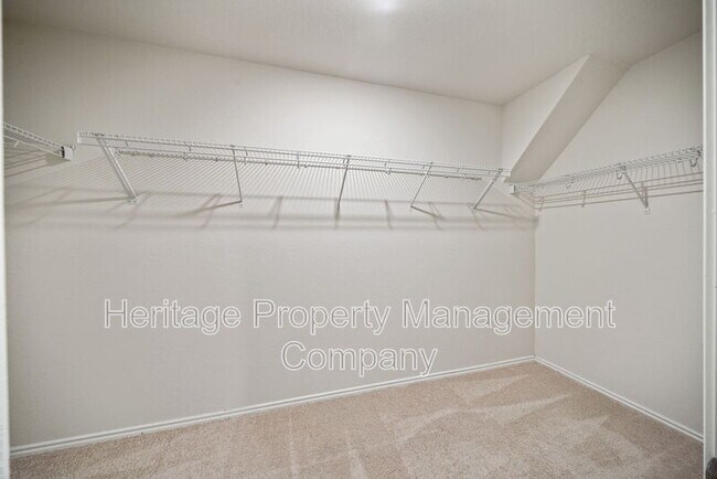 Building Photo - 7327 Tradinghouse Ln