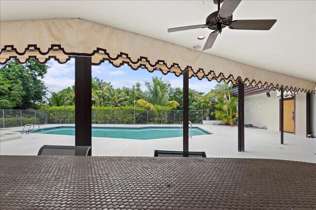 Building Photo - 5304 Woodlands Blvd