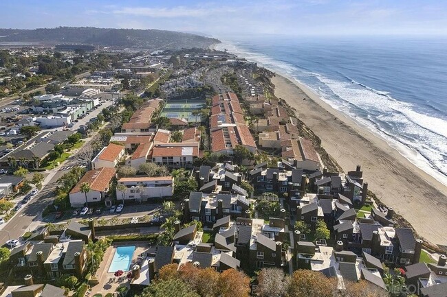 Building Photo - 325 S Sierra Ave