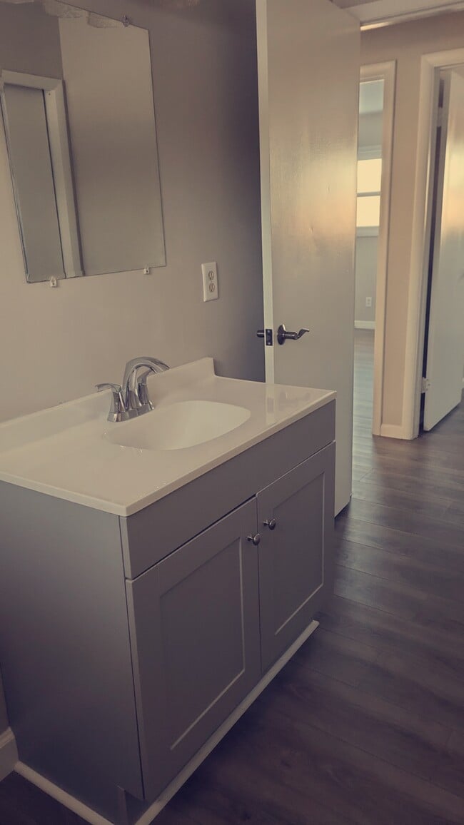 Building Photo - 210 South St