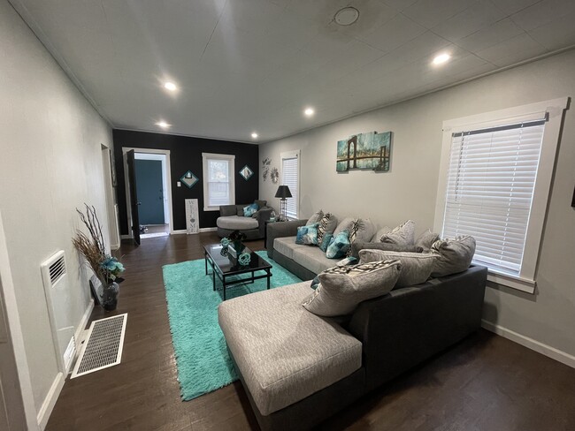 Living Room (Furniture not included) - 3013 Leahy St