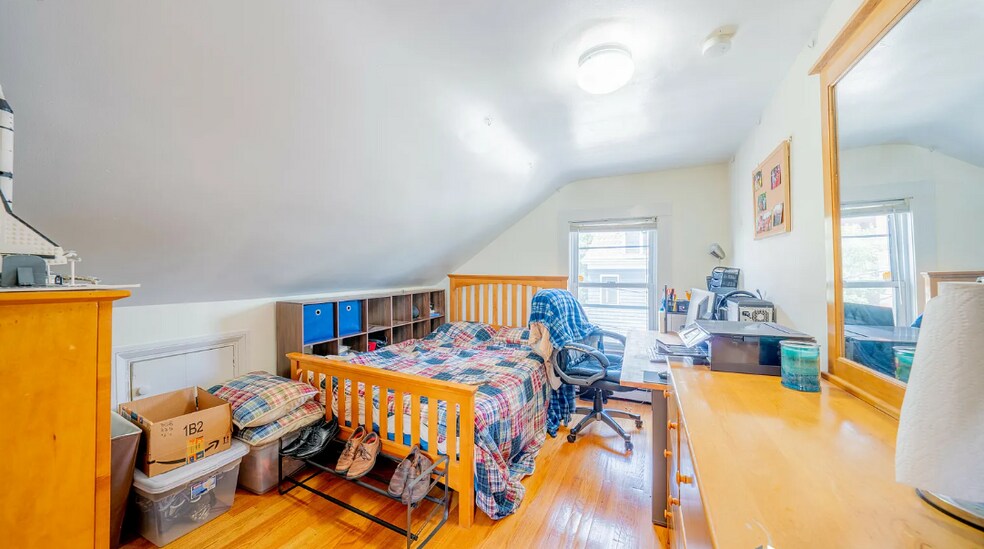 Building Photo - 80 Sciarappa St