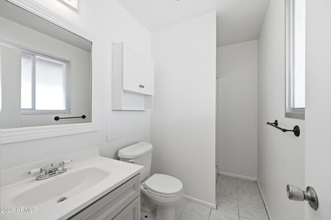 Building Photo - 1234 E Riviera Dr