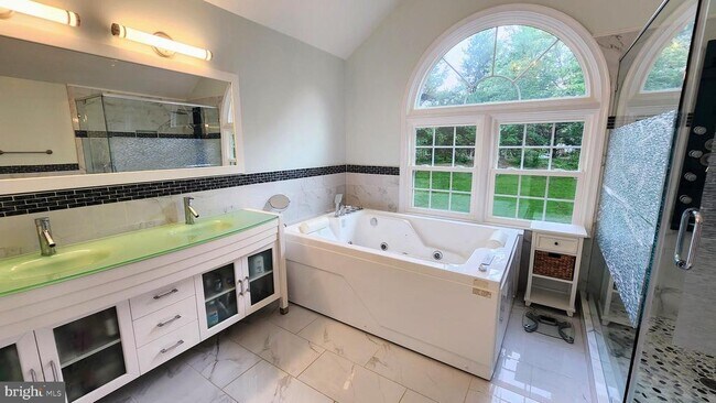 Building Photo - 5503 Chestermill Ct